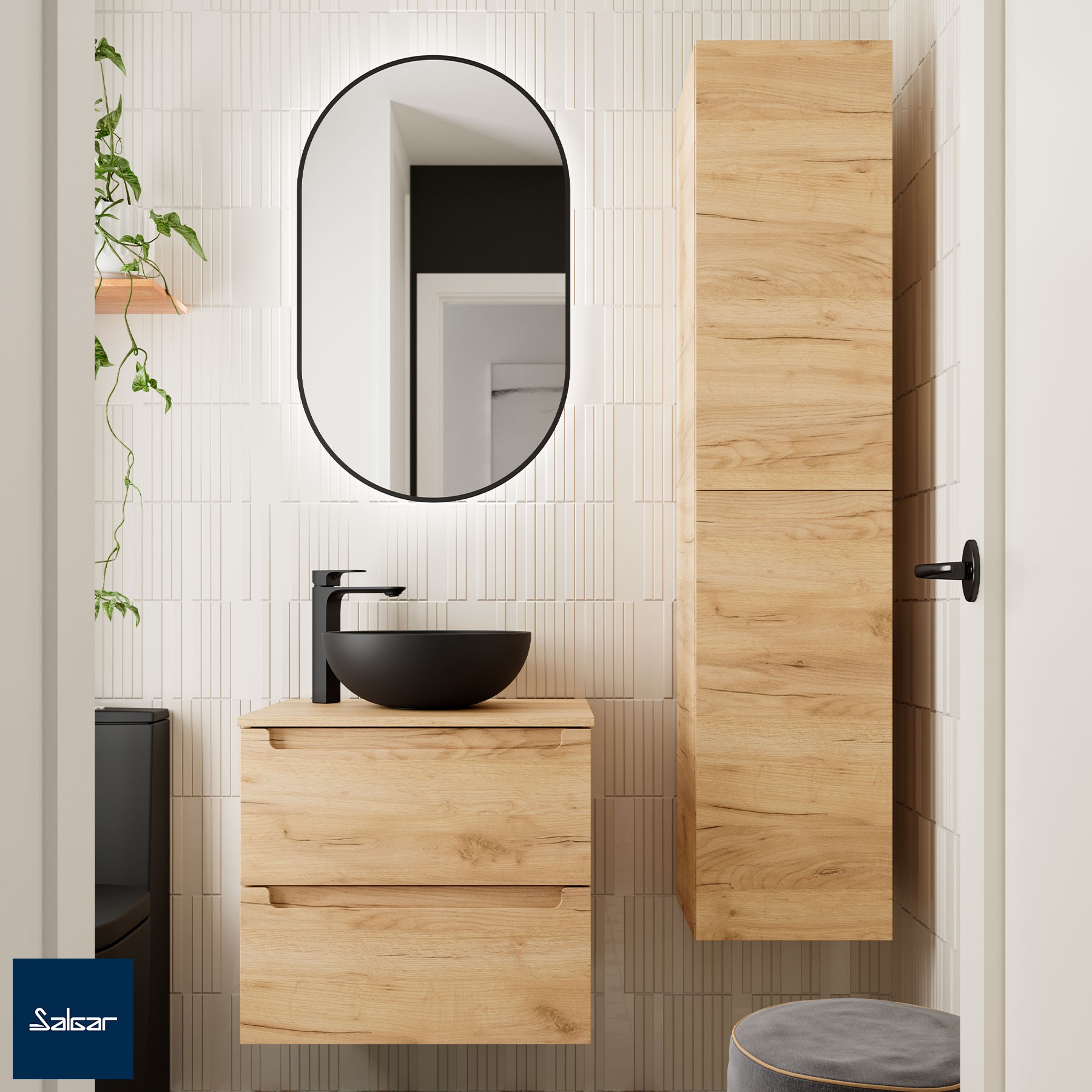 Rénovation de Salle de Bain : Étapes Clés pour un Aménagement Réussi Rénover une salle de bain transforme le confort d’un logement. Cet espace demande une planification précise. Chaque détail compte, du sol au plafond. Définir vos besoins avant tout Commencez par établir vos priorités. Souhaitez-vous plus d’espace ? Une douche italienne moderne ? Ou bien optimiser le rangement ? Cette réflexion guide le projet et évite les erreurs coûteuses. L’importance de l’étanchéité L’eau reste le principal ennemi dans une salle de bain. Une mauvaise étanchéité entraîne infiltrations et dégâts. Autour de la douche ou de la baignoire, posez une natte d’étanchéité. Sur le reste de la pièce, appliquez une étanchéité liquide. Choisissez des joints adaptés à chaque zone humide. Avec ces précautions, votre salle de bain restera saine et durable. Normes électriques et plomberie Les pièces d’eau exigent des règles strictes. L’électricité doit respecter les volumes de sécurité autour des points d’eau. La plomberie, elle, nécessite des raccords fiables et durables. Respecter ces normes protège votre installation et garantit votre sécurité. Le choix des matériaux Le carrelage reste une valeur sûre. Il résiste à l’humidité et s’entretient facilement. Toutefois, le grès cérame ou les panneaux muraux offrent aussi de belles options. Pour le sol, pensez aux carreaux antidérapants afin d’éviter les accidents. Optimiser l’espace Une salle de bain réussie se mesure aussi à son ergonomie. Les meubles suspendus libèrent le sol et créent une impression de volume. Les miroirs agrandissent visuellement la pièce. Les rangements intégrés évitent l’encombrement et renforcent l’esthétique. Finitions et ambiance L’éclairage joue un rôle central. Préférez des lumières douces pour une atmosphère relaxante. Ajoutez un éclairage direct autour du miroir pour plus de confort. Enfin, harmonisez les couleurs et les matériaux. L’unité visuelle crée une salle de bain élégante et agréable à vivre. 👉 En suivant ces étapes, vous transformez votre salle de bain en un espace pratique, moderne et durable.